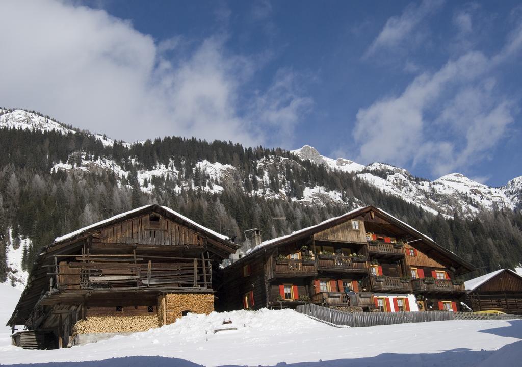 Hotel Haus Michaela Sappada Exterior photo