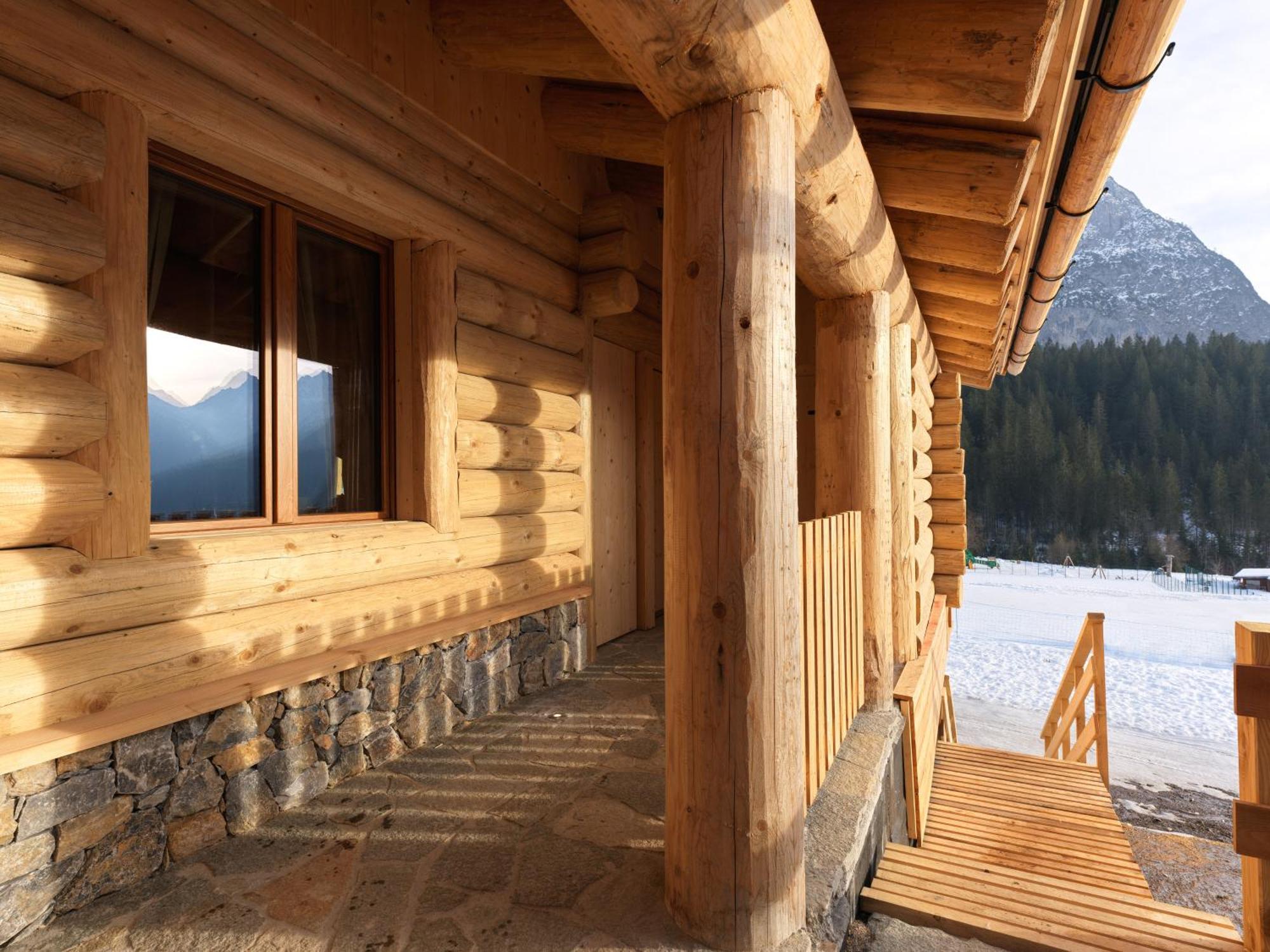 Hotel Haus Michaela Sappada Exterior photo