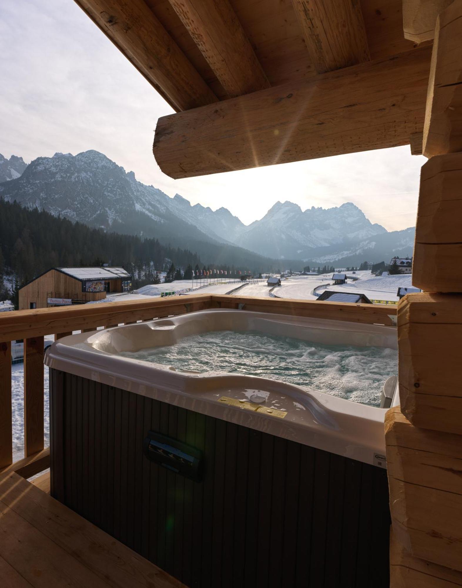 Hotel Haus Michaela Sappada Exterior photo