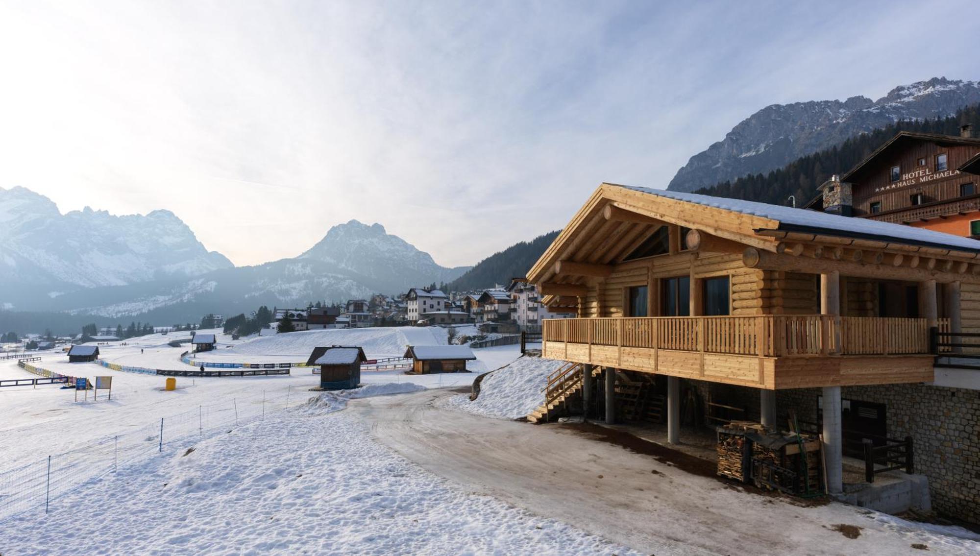 Hotel Haus Michaela Sappada Exterior photo